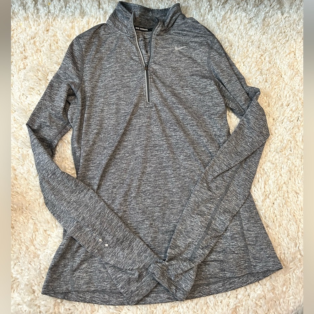 Nike Women's Gray Long Sleeve Top